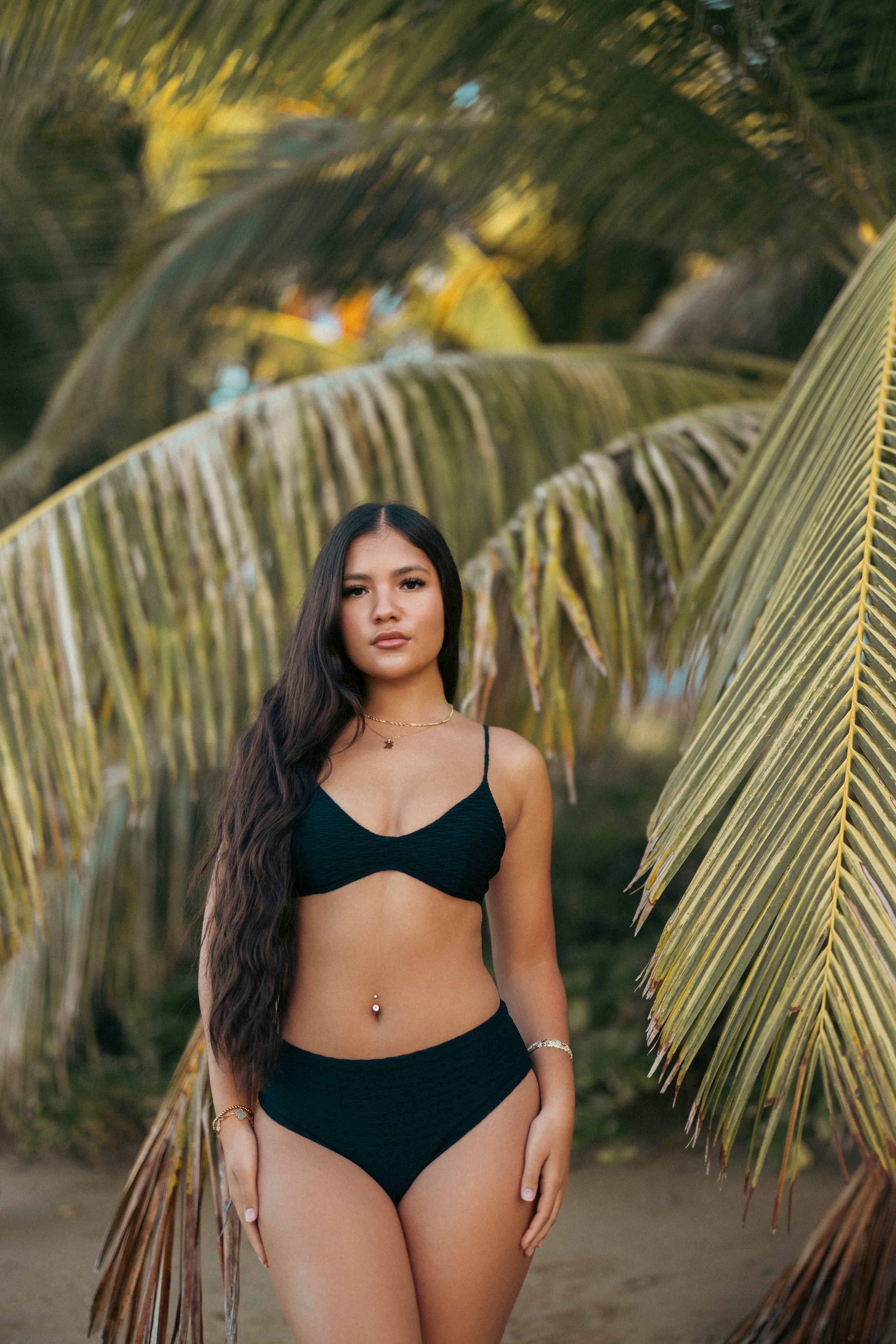 Sandy Top Black Textured